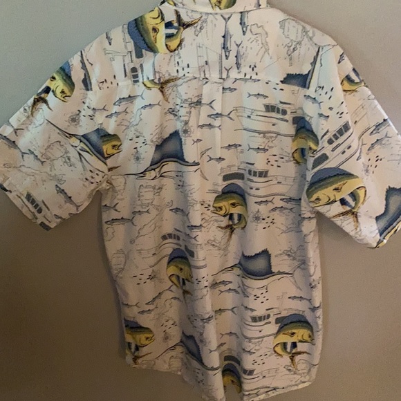 Men’s short sleeve button up shirt - Picture 4 of 6